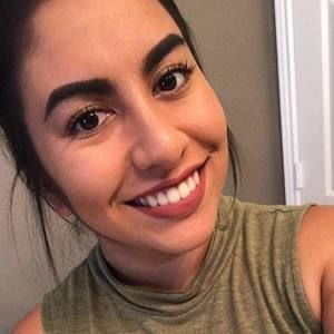 Meet your Posher, Lenia